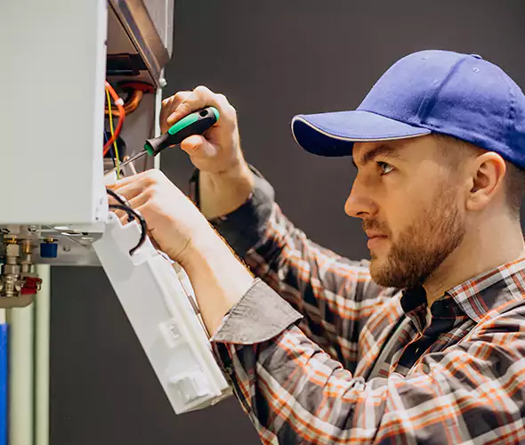 Expert Plumber for Tankless Water Heater Maintenance in Englewood, NJ: Schedule Professional Maintenance Services with Us